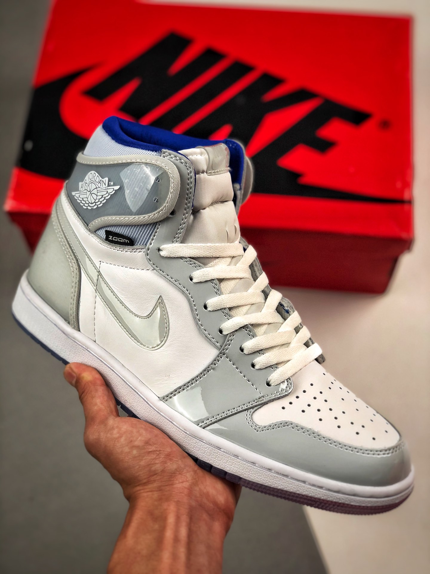 Soporte contra reembolso Air Jordan 1 Zoom R2T "Racer Blue" Degradado gris y blanco Pequeño Dior Versión orig…