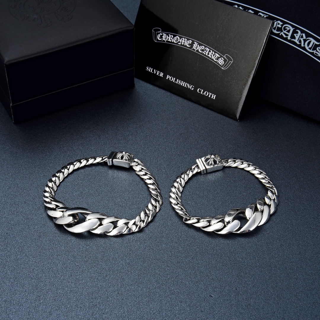 Chrome Hearts hearts克罗心 潮牌男女款手链，渐变圈独特设计 上手 看得到，18.20厘米，其他尺寸支持定做