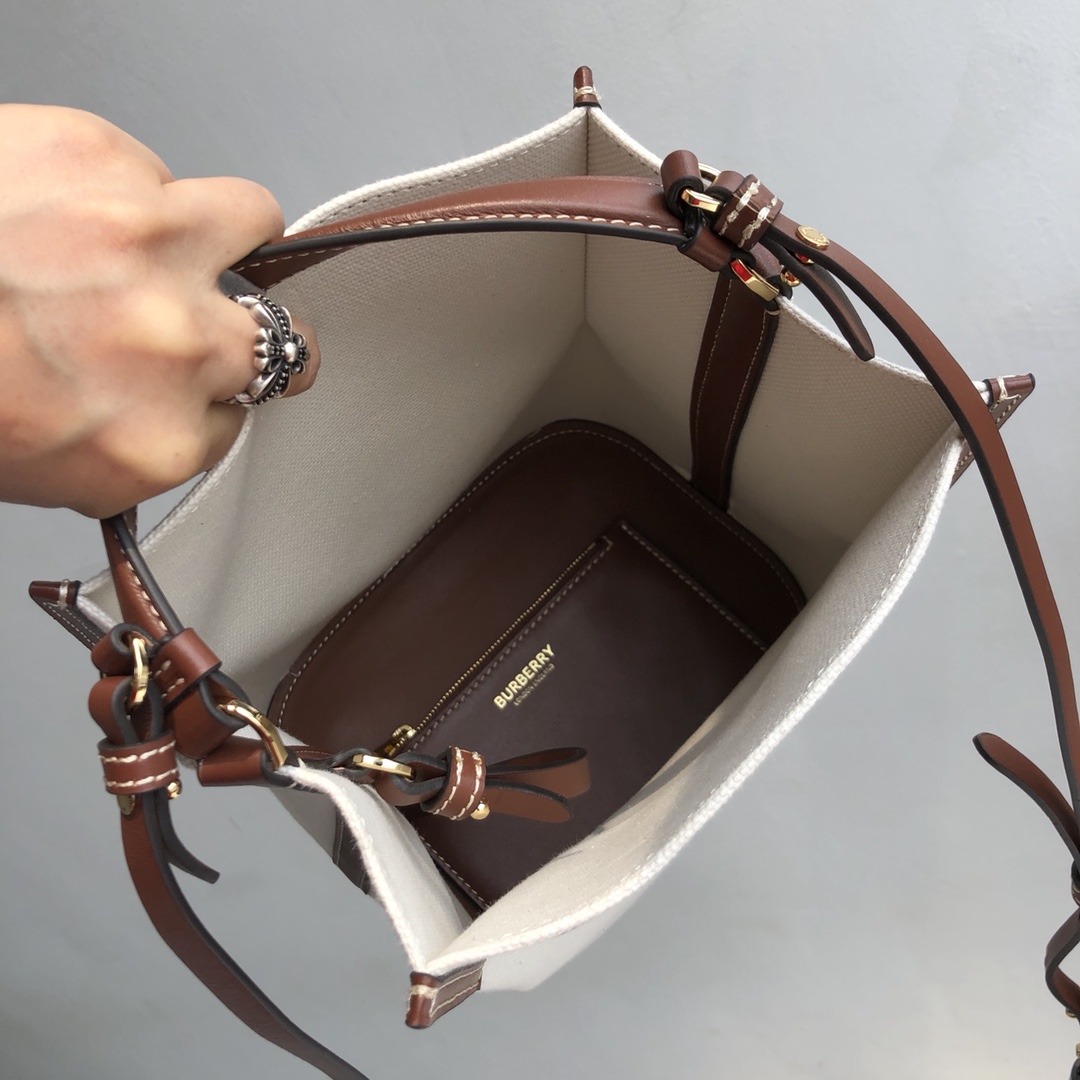 Burberry Equestrian-Inspired Cotton Canvas Bucket Bag with Pouch - Compact Design 10 i1586583743 4404 8