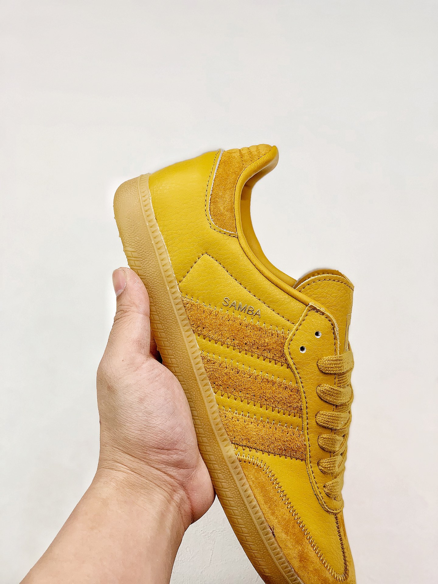 140 Adidas Samba OG 经典鞋款 Adidas 近70年的经典Samba