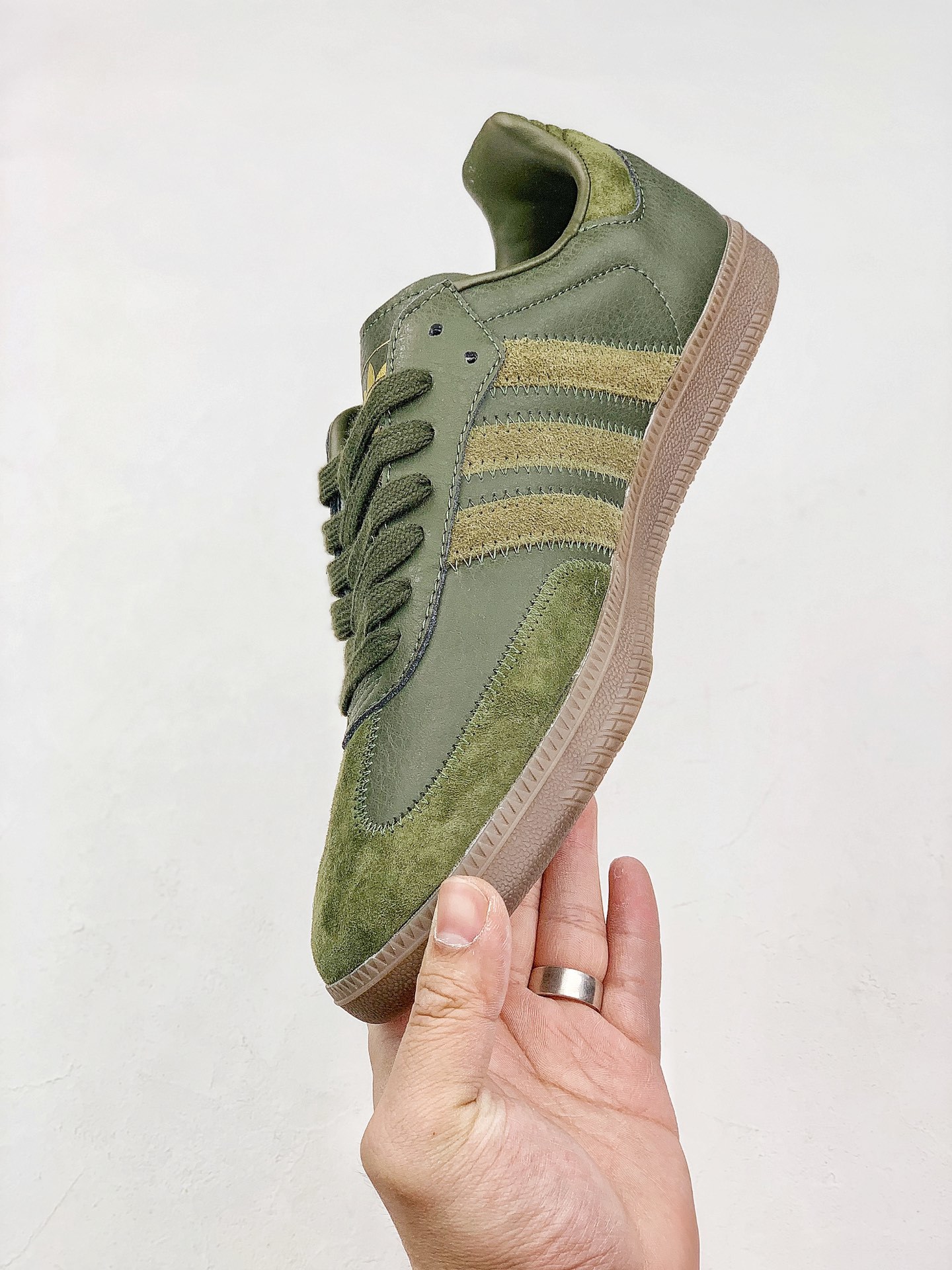 140 Adidas Samba OG 经典鞋款 Adidas 近70年的经典Samba-莆田鞋,莆田鞋货源,高仿鞋,高仿鞋货源,安福档口,莆田高仿鞋,莆田鞋批发,高仿鞋批发,莆田高仿运动鞋,高仿运动鞋,莆田运动鞋 140 Adidas Samba OG 经典鞋款 Adidas 近70年的经典Samba