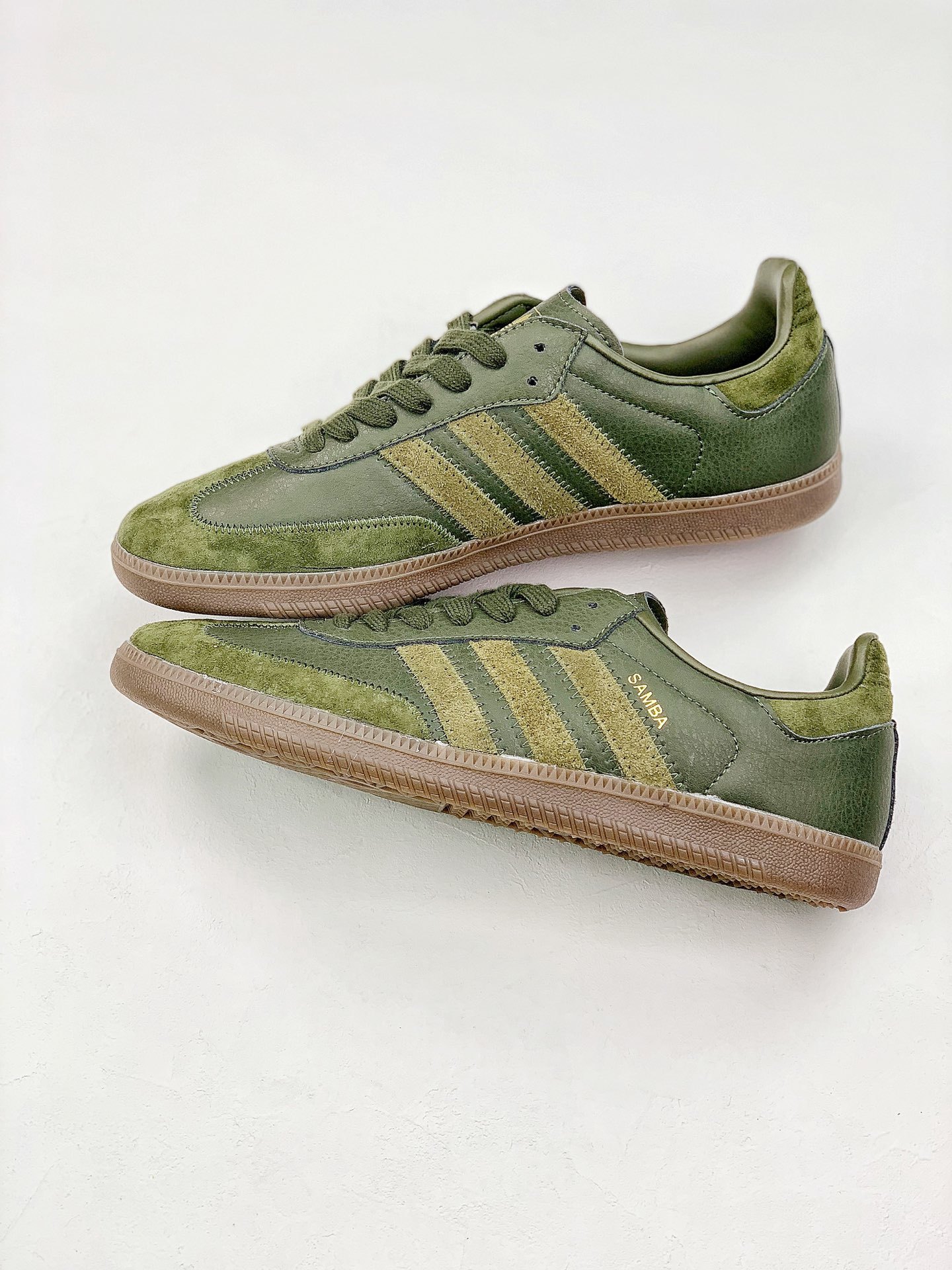 140 Adidas Samba OG 经典鞋款 Adidas 近70年的经典Samba-莆田鞋,莆田鞋货源,高仿鞋,高仿鞋货源,安福档口,莆田高仿鞋,莆田鞋批发,高仿鞋批发,莆田高仿运动鞋,高仿运动鞋,莆田运动鞋 140 Adidas Samba OG 经典鞋款 Adidas 近70年的经典Samba