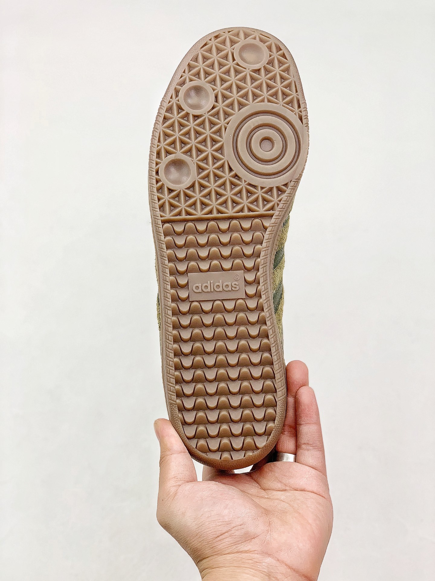 140 Adidas Samba OG 经典鞋款 Adidas 近70年的经典Samba-莆田鞋,莆田鞋货源,高仿鞋,高仿鞋货源,安福档口,莆田高仿鞋,莆田鞋批发,高仿鞋批发,莆田高仿运动鞋,高仿运动鞋,莆田运动鞋 140 Adidas Samba OG 经典鞋款 Adidas 近70年的经典Samba