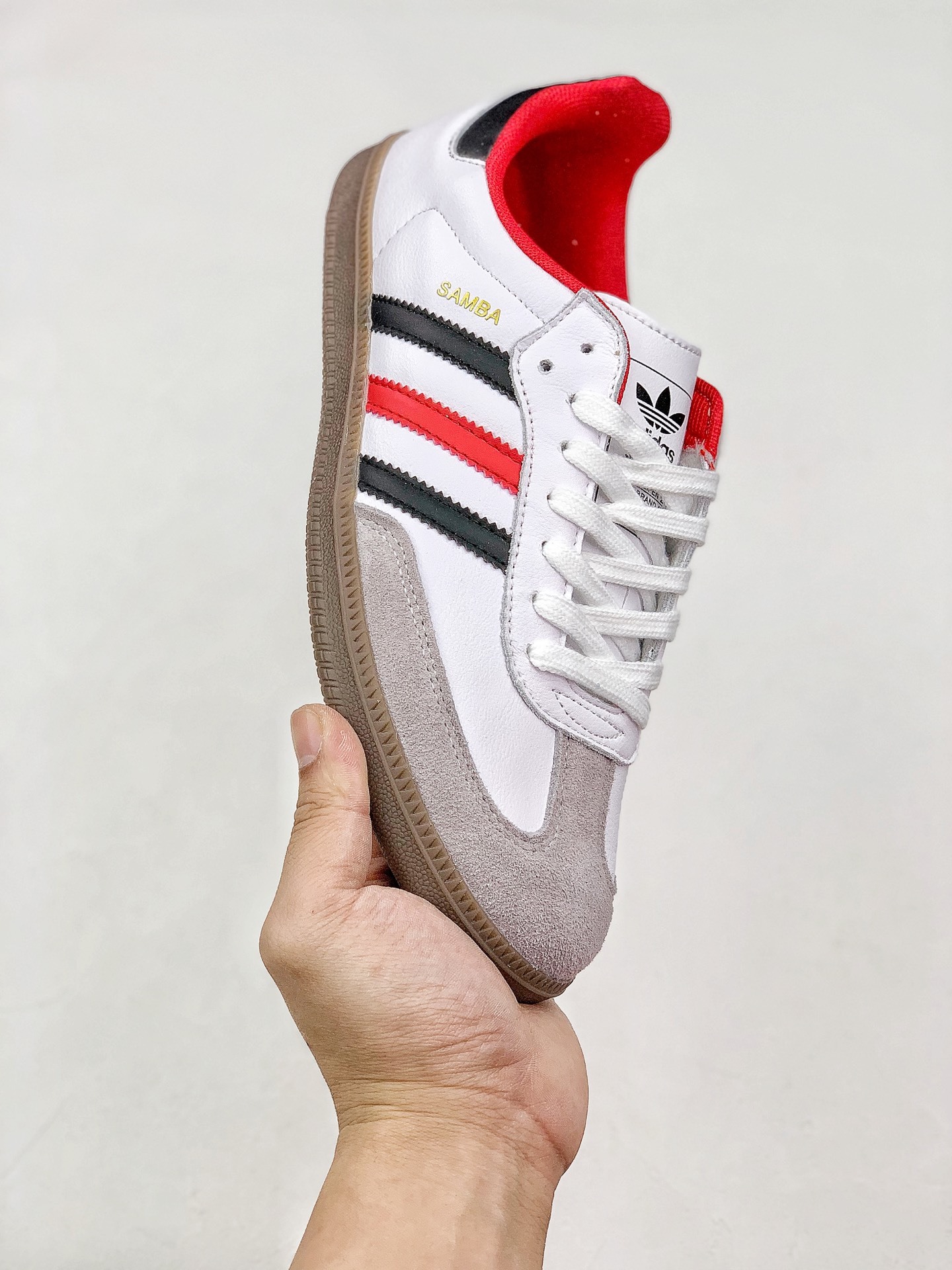 140 Adidas Samba OG 经典鞋款 Adidas 近70年的经典Samba-莆田鞋,莆田鞋货源,高仿鞋,高仿鞋货源,安福档口,莆田高仿鞋,莆田鞋批发,高仿鞋批发,莆田高仿运动鞋,高仿运动鞋,莆田运动鞋 140 Adidas Samba OG 经典鞋款 Adidas 近70年的经典Samba