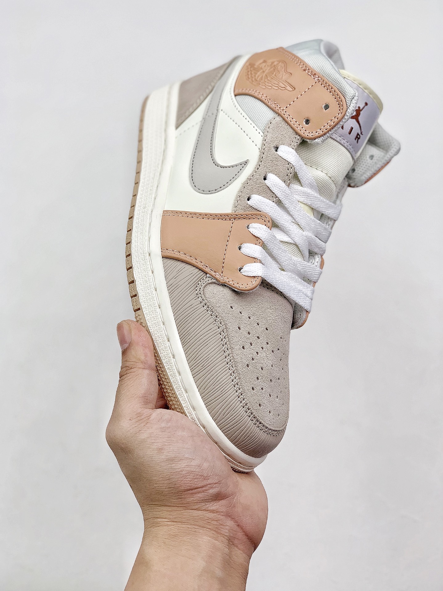 特价 140 Air Jordan 1 Mid 米兰别注配色 CV3044-100