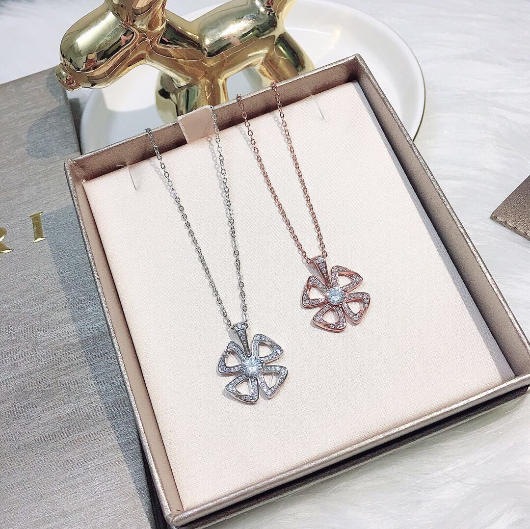 BVLGARI Spring Necklace Exclusive Electroplating Process 18K Real Gold Texture - Top Quality