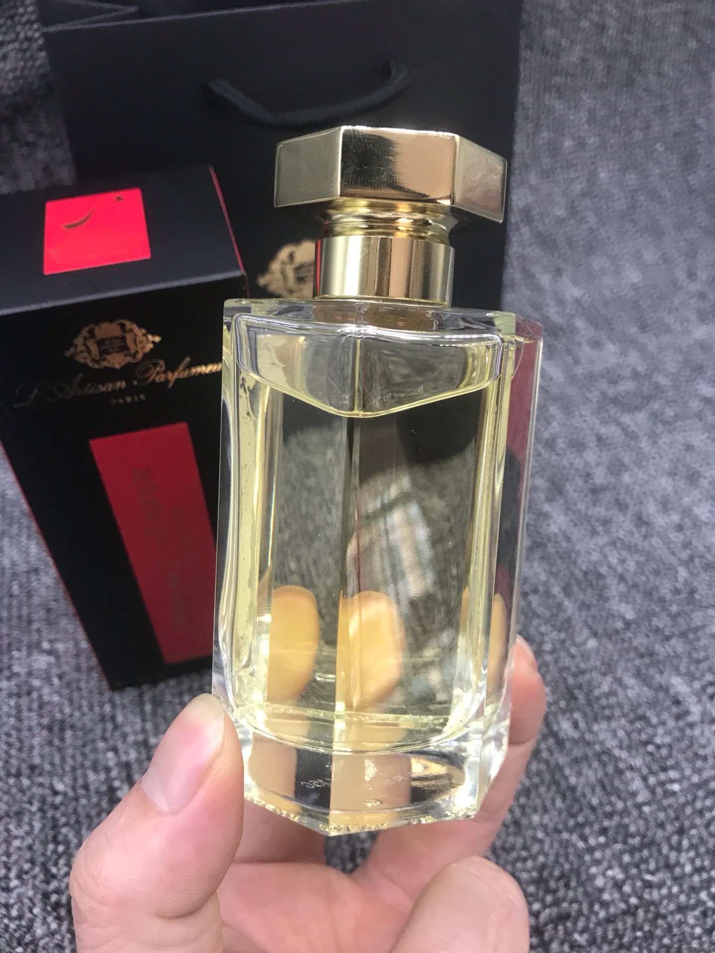 L'Artisan Parfumeur Passage d'Enfer EDT - A Gentle, Mysterious Incense Scent 9 i1586667627 438 7