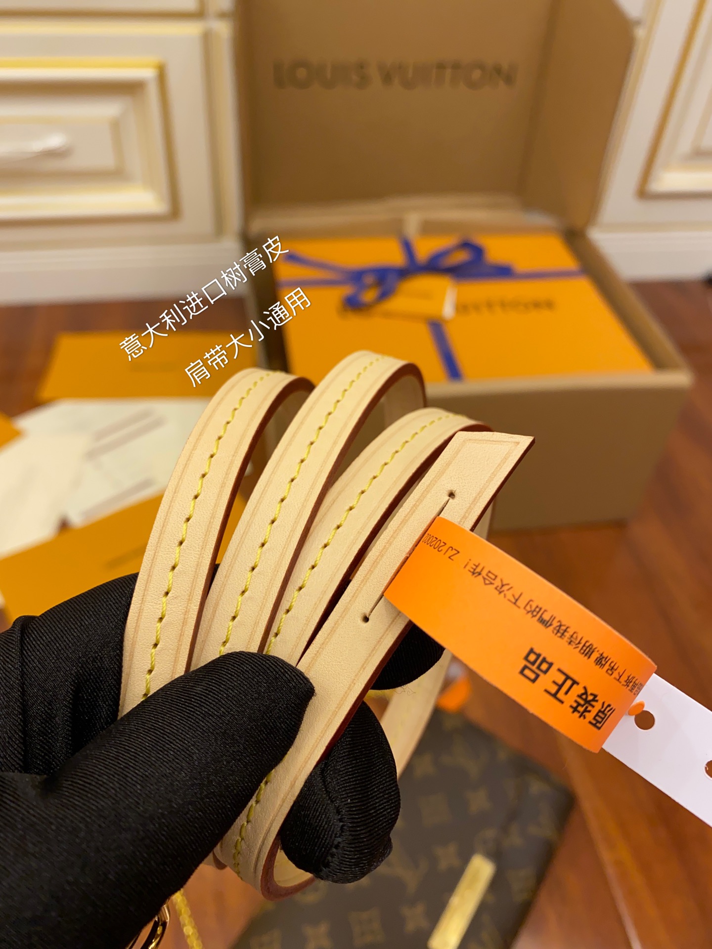 Louis Vuitton LV Favorite老花翻盖链条包单肩斜挎包M40718