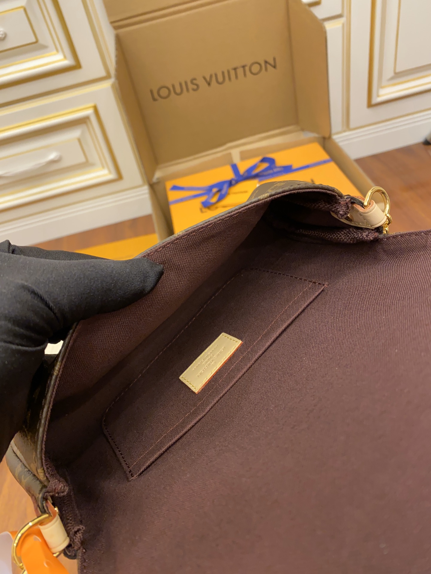 Louis Vuitton Haute Couture Haute Couture Ready-to-Wear Clothing Dress 5