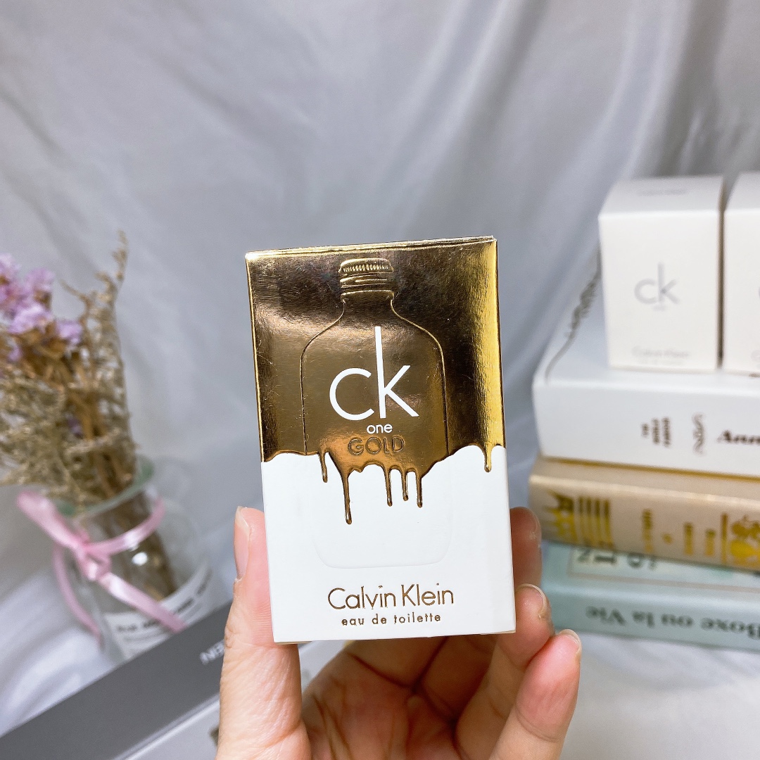 Calvin Klein Unisex Fragrance Miniature Set - 5 x 10ml Eau de Toilette 26 i1586710431 7589 5