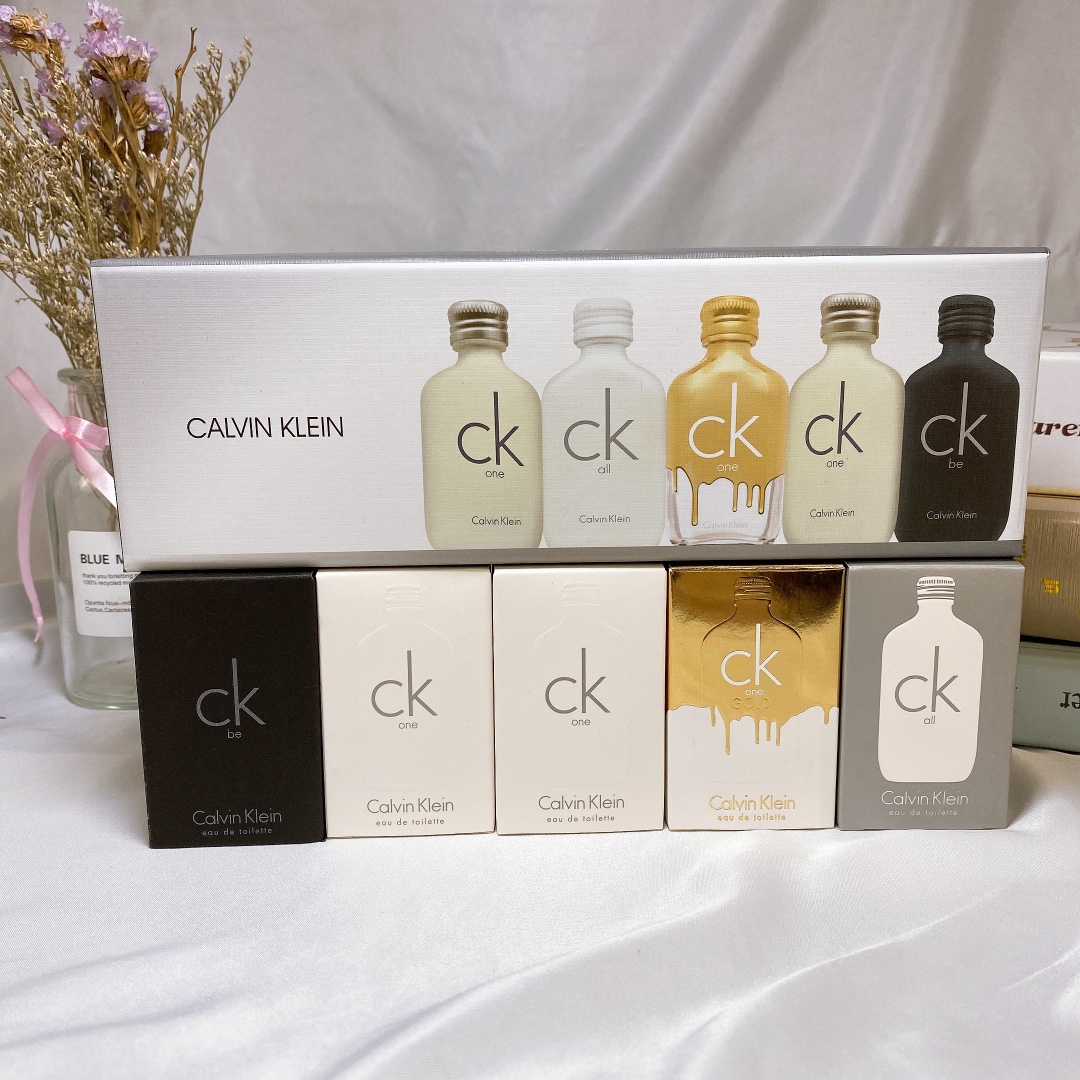 Calvin Klein Unisex Fragrance Miniature Set - 5 x 10ml Eau de Toilette 21 i1586710431 8909 0