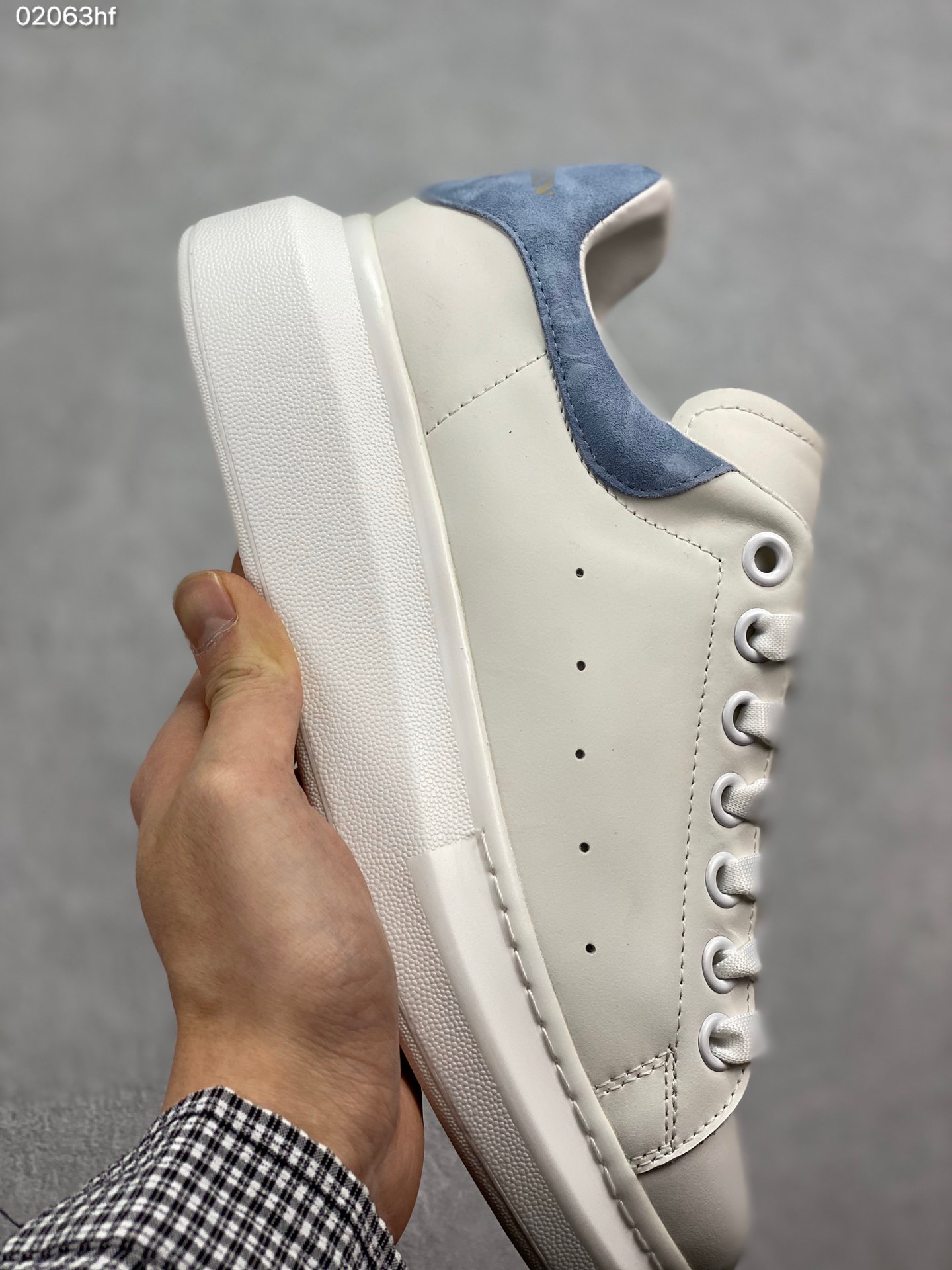 180 MuQuuen  版本多注意区分 Mcqueen 2019 风靡全球的万年款专注两年的经典楦型不变