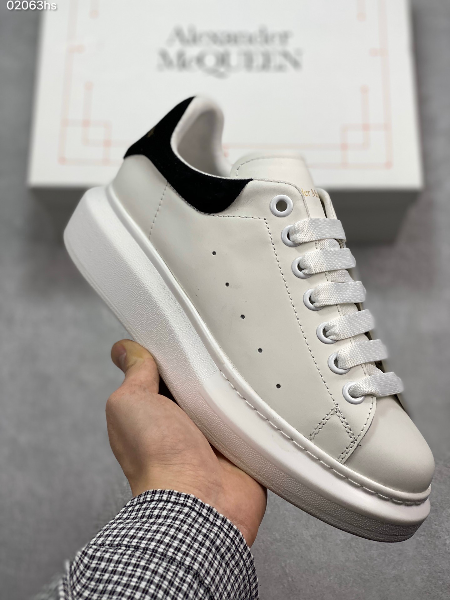180 MuQuuen  版本多注意区分 Mcqueen 2019 风靡全球的万年款