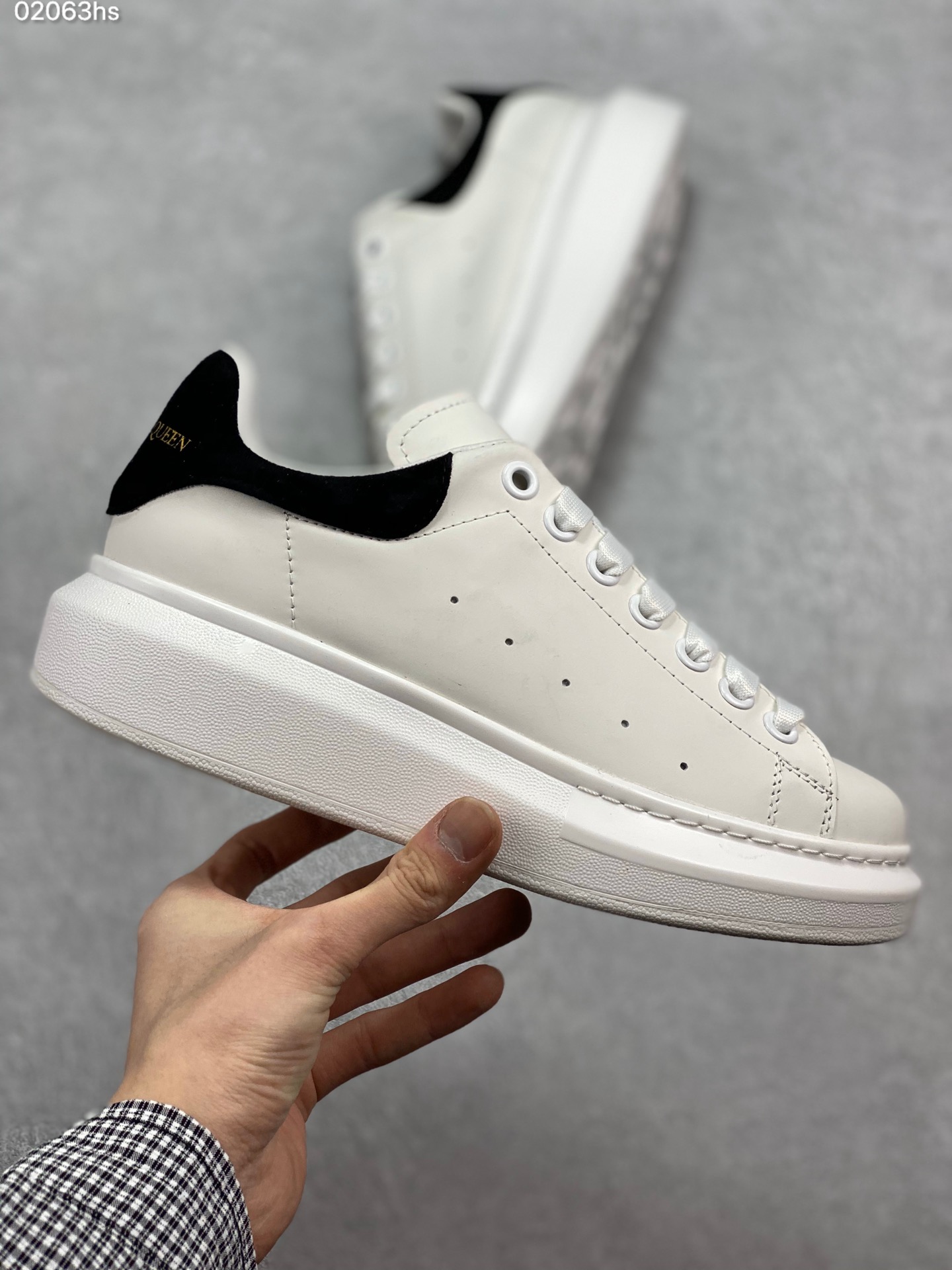 180 MuQuuen  版本多注意区分 Mcqueen 2019 风靡全球的万年款