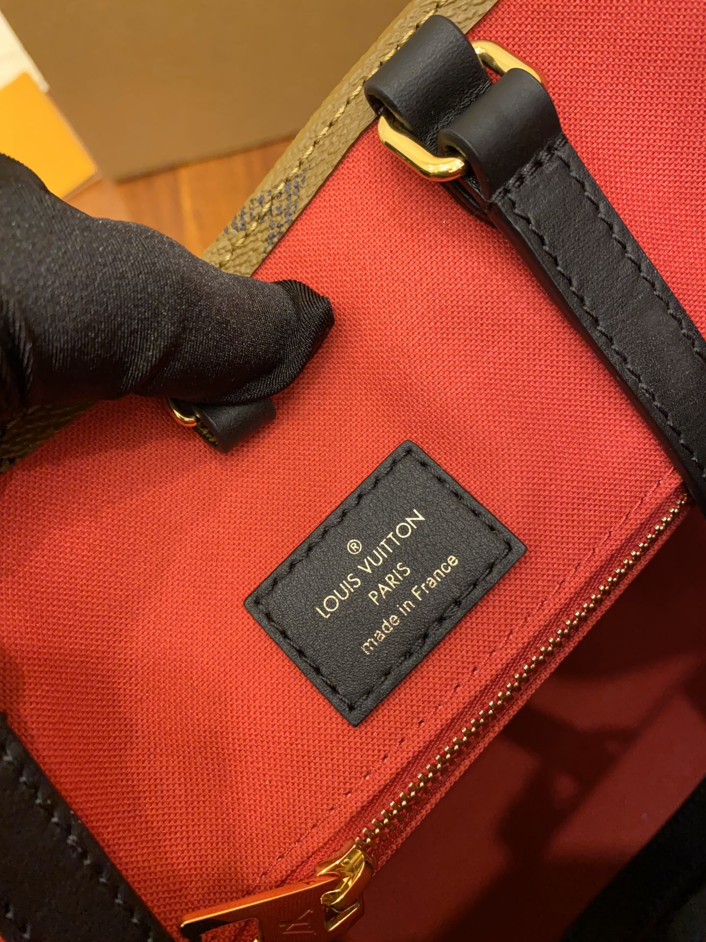 Louis Vuitton LV OnTheGo MM Tote bag M45321