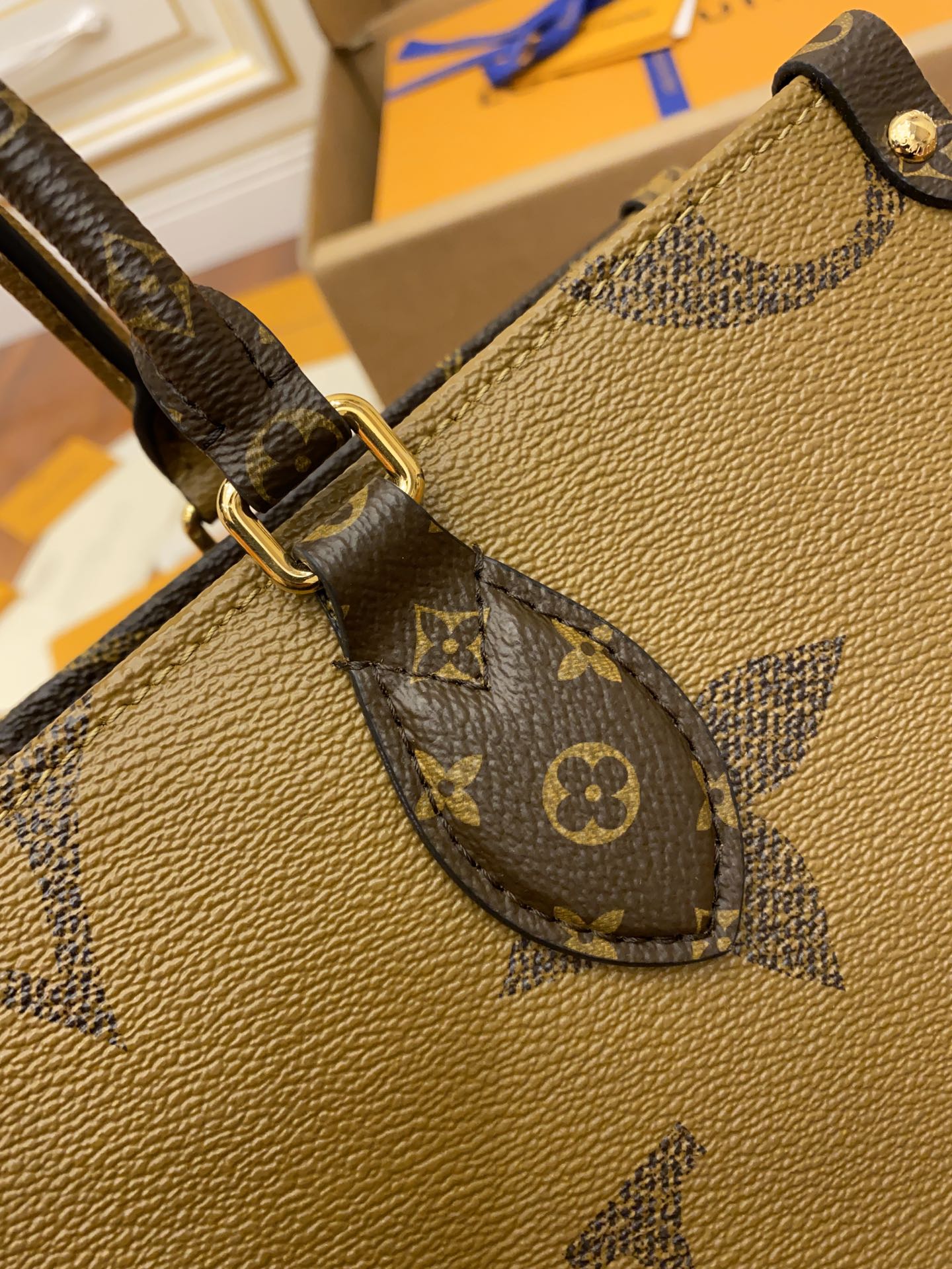 Louis Vuitton LV OnTheGo MM Tote bag M45321