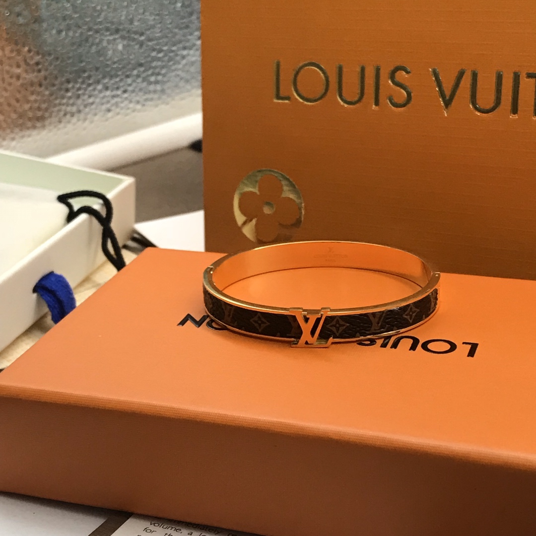 Louis Vuitton Haute Couture Classic Luxury Handbag Shoulder Crossbody 5
