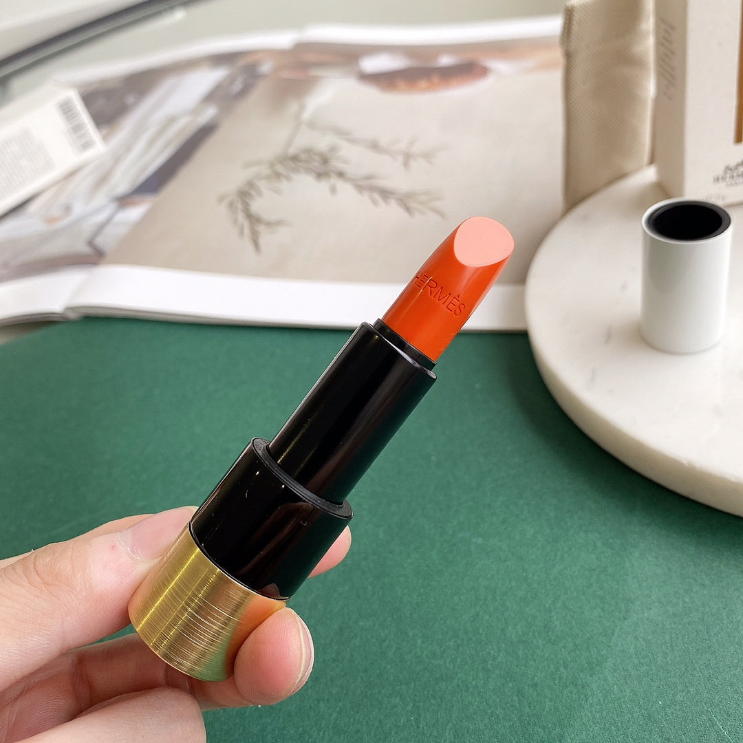 Hermès Haute Couture Couture Beauty Luxury Makeup Lipstick Foundation 2