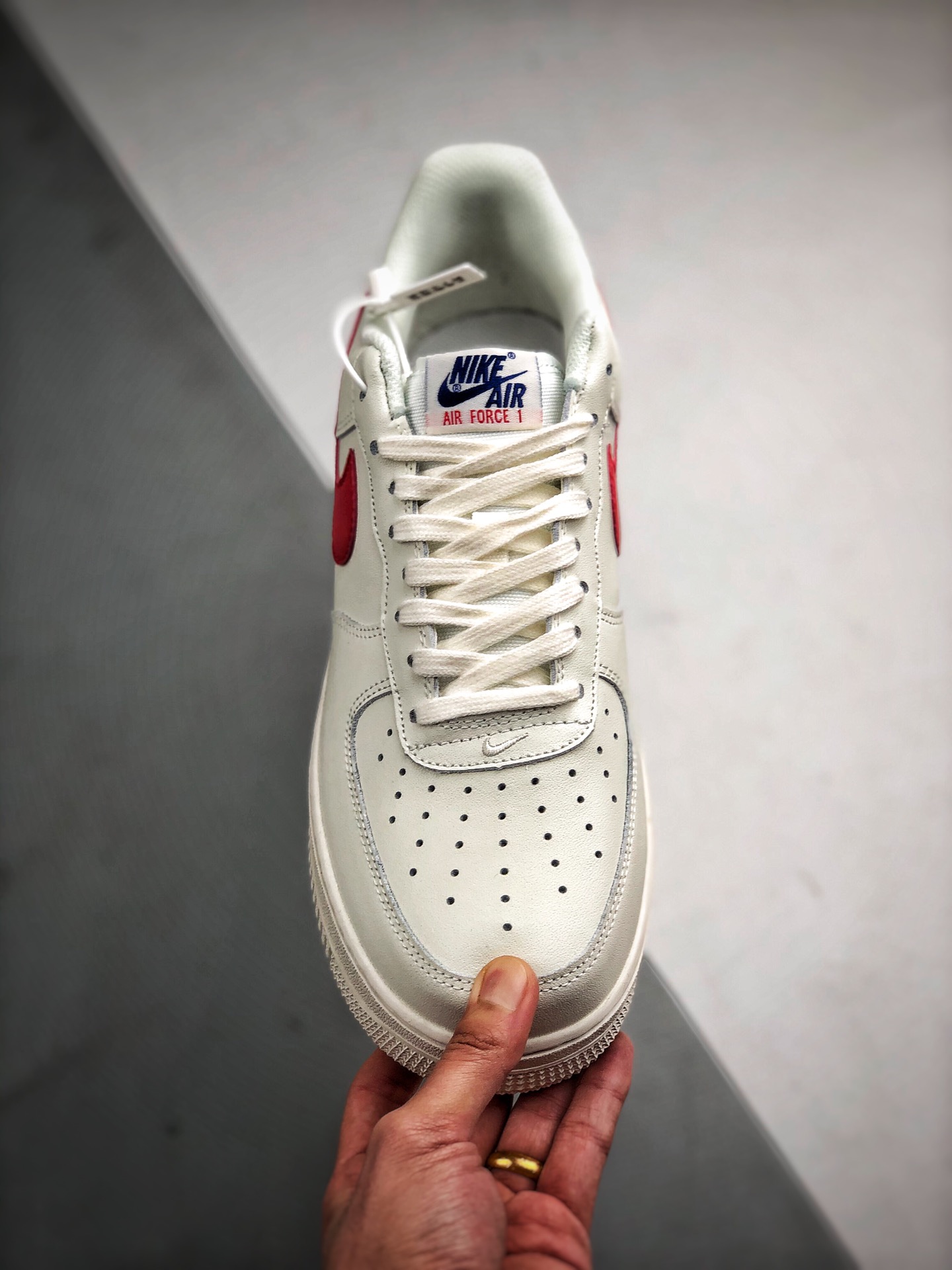 新款出货  p190 Air Force 1 '07 白红蓝 美国   315122-106 正确版本
