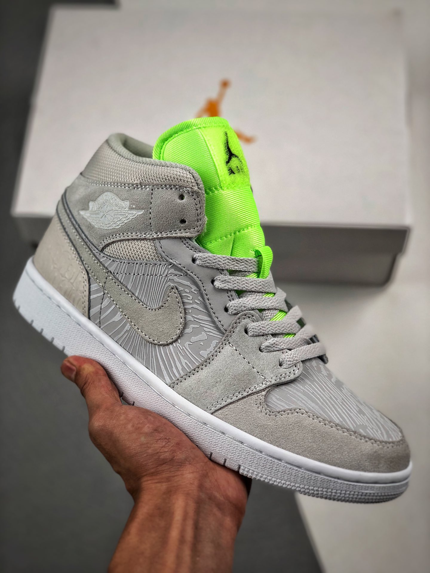 Soporte contra reembolso Air Jordan 1 Mid Madera Blanca Dorada Original de fábrica Básicamente indistinguible de los au…