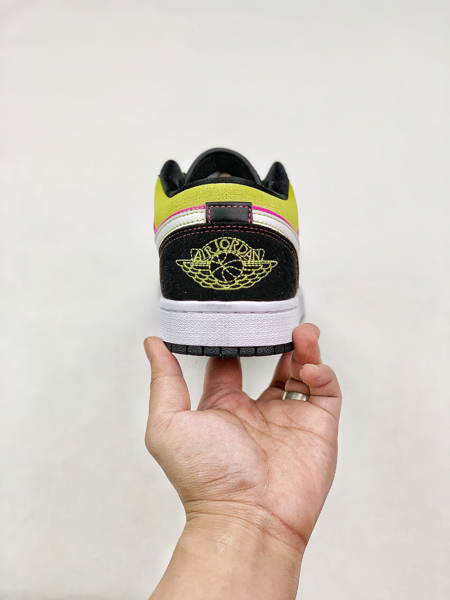 220 Air Jordan 1 Low 原装版本  CW5564-001