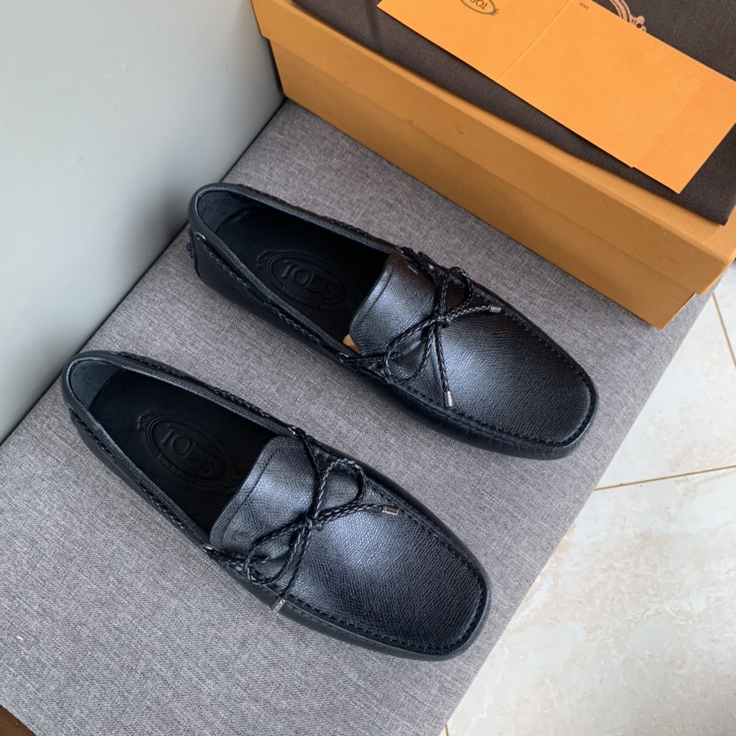 NO:649096,Counter synchronization tods Tods handmade beanie men's shoes, driving shoes, perfect last type, imported water-dyed cowhide lining, imported palm print cowhide upper, black 38-44 in stock, loafers, Tod's, loafers, cowhide19860909专柜同步 tods托德斯纯手工豆豆男鞋 开车鞋 完美楦型 进口水染牛皮里 鞋面进口手掌纹牛皮 黑色38-44现货,乐福鞋,Tod's,loafers,cowhide,Women's Shoes