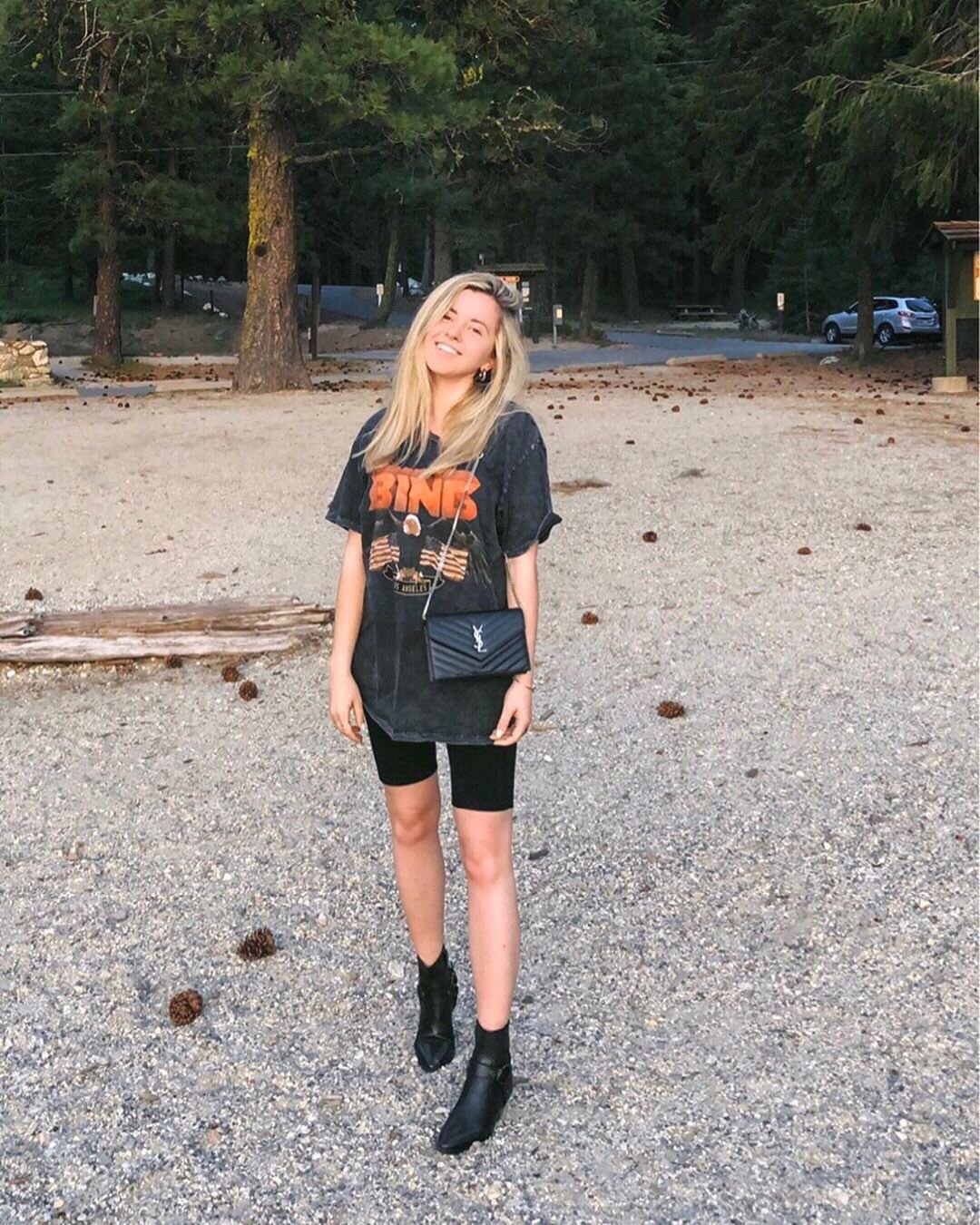 Saint laurent Ysl woc19小号信封包 393953黑色银扣