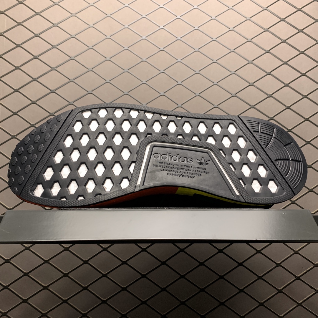 190 Adidas 阿迪达斯 NMD_R1 V2 Boost 爆米花超弹中底 FV1161