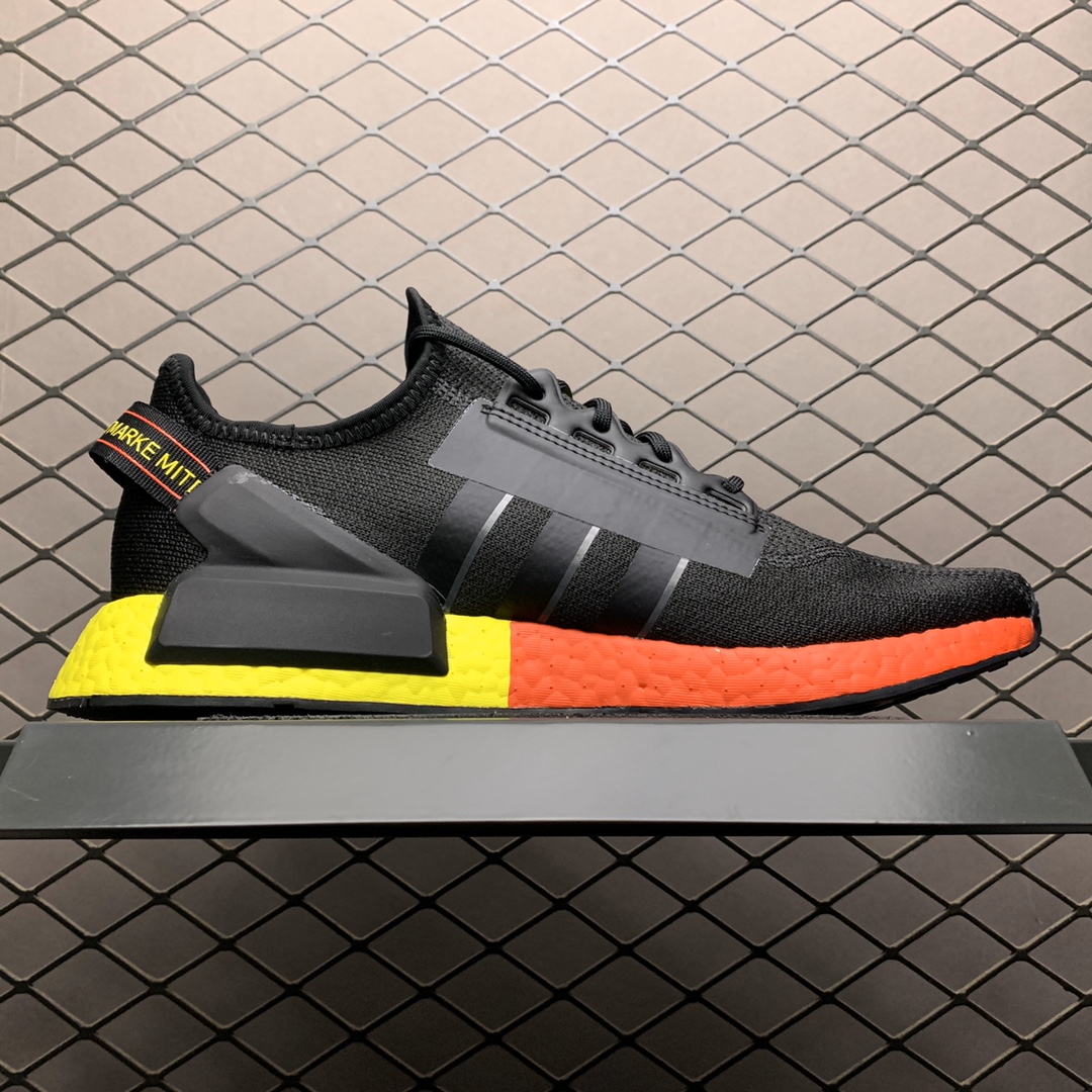190 Adidas 阿迪达斯 NMD_R1 V2 Boost 爆米花超弹中底 FV1161