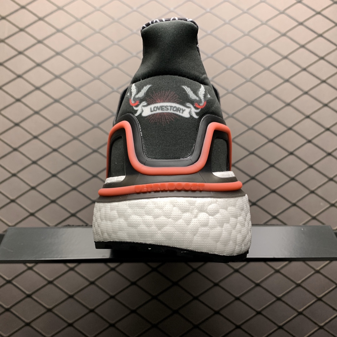 220 Adidas 阿迪达斯 Ultra Boost 20 超弹力爆米花中底休闲跑步鞋 FX8895 超弹力缓震BOOST中底