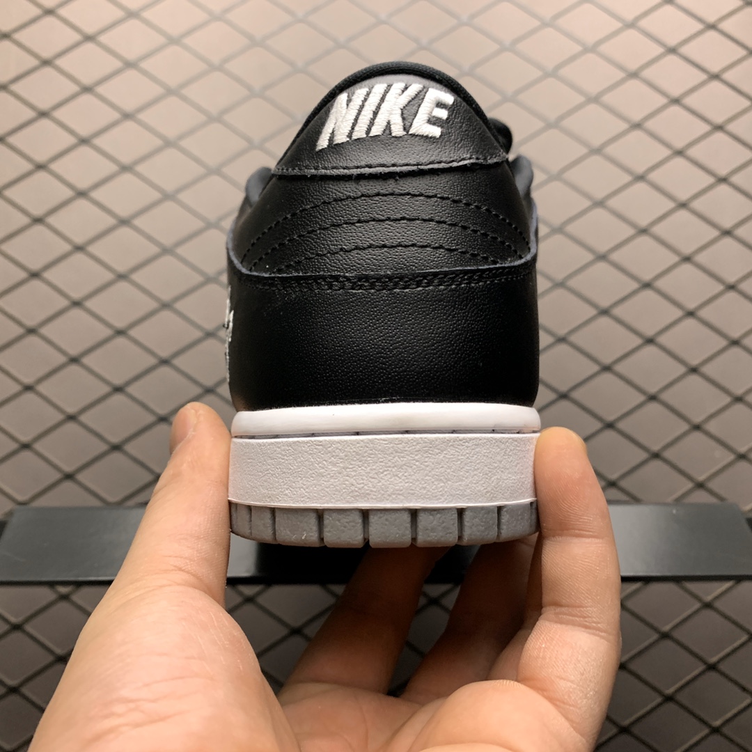160 Supreme X Nike SB Dunk Low 黑银配色 CK3480-001