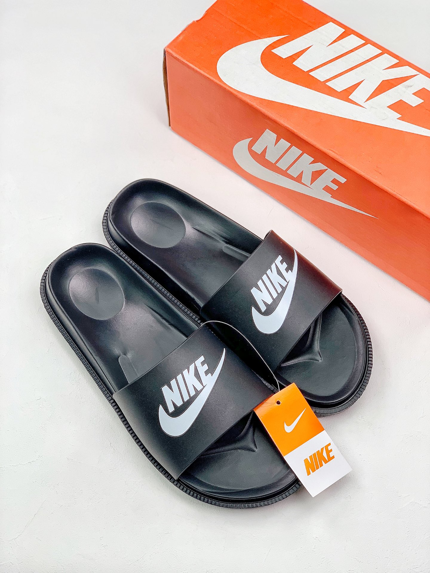 60 Nike BENASSI JDI Logo 夏季搭配