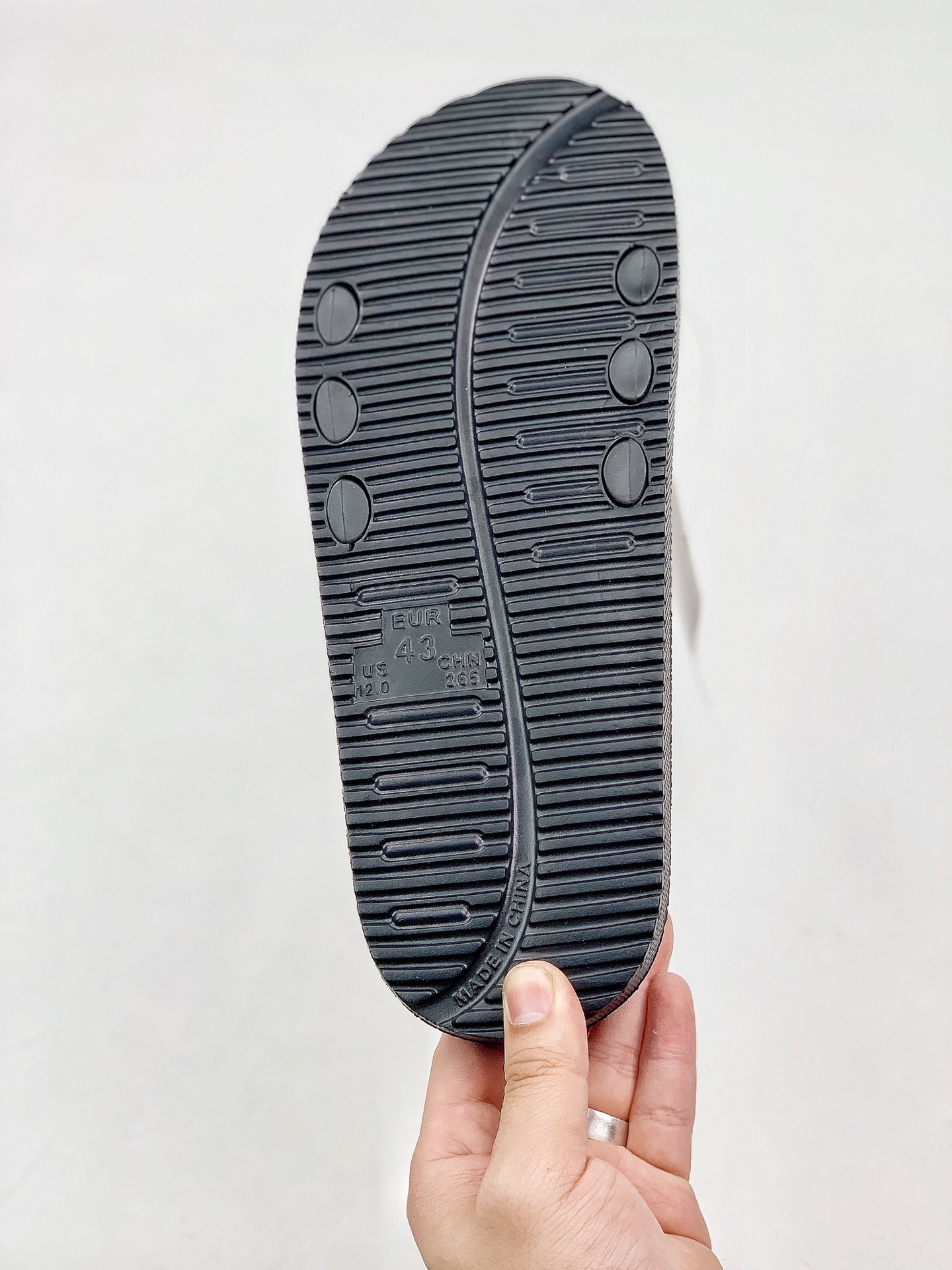 60 Nike BENASSI JDI Logo 夏季搭配