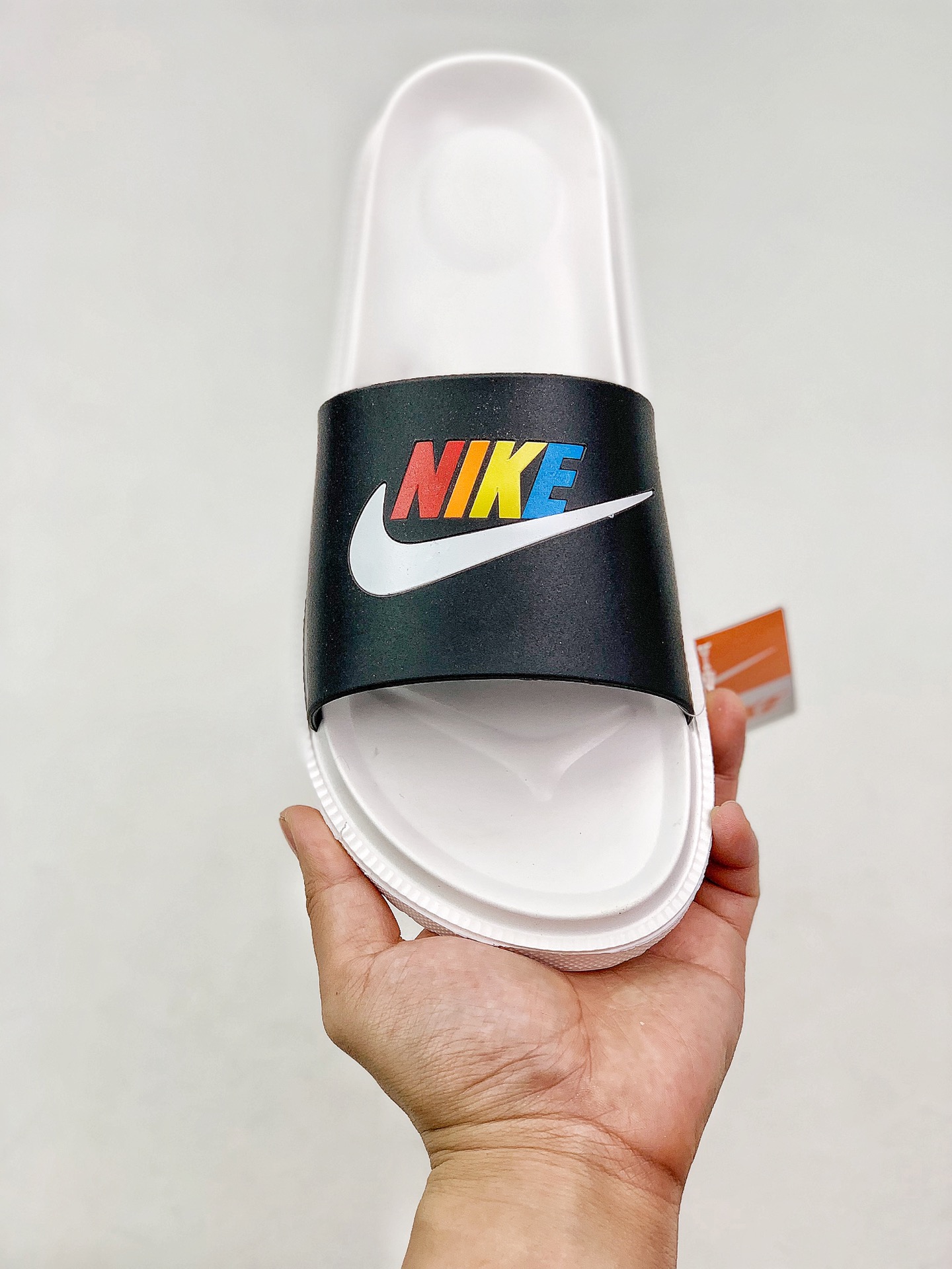 60 Nike BENASSI JDI Logo 夏季搭配