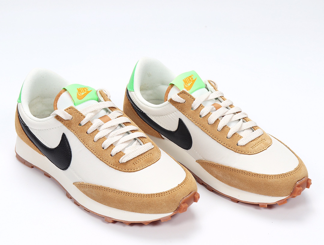 150 Nike Daybreak SP 复古华夫休闲跑步鞋 CK2351-700 白黑 卡其