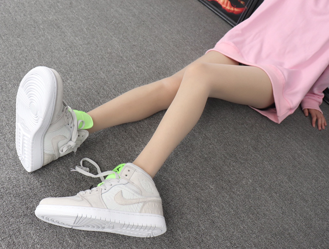 260 Nike Air Jordan 1 Mid CV3018-001“Vast Grey”灰色幽灵 YH版AJ1乔丹1代