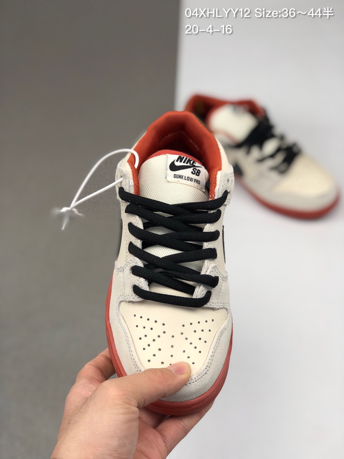 150 新品上市 Nike SB Dunk Low “Muslin”  复古奶油 延续经典的低帮 Dunk SB Low 造型