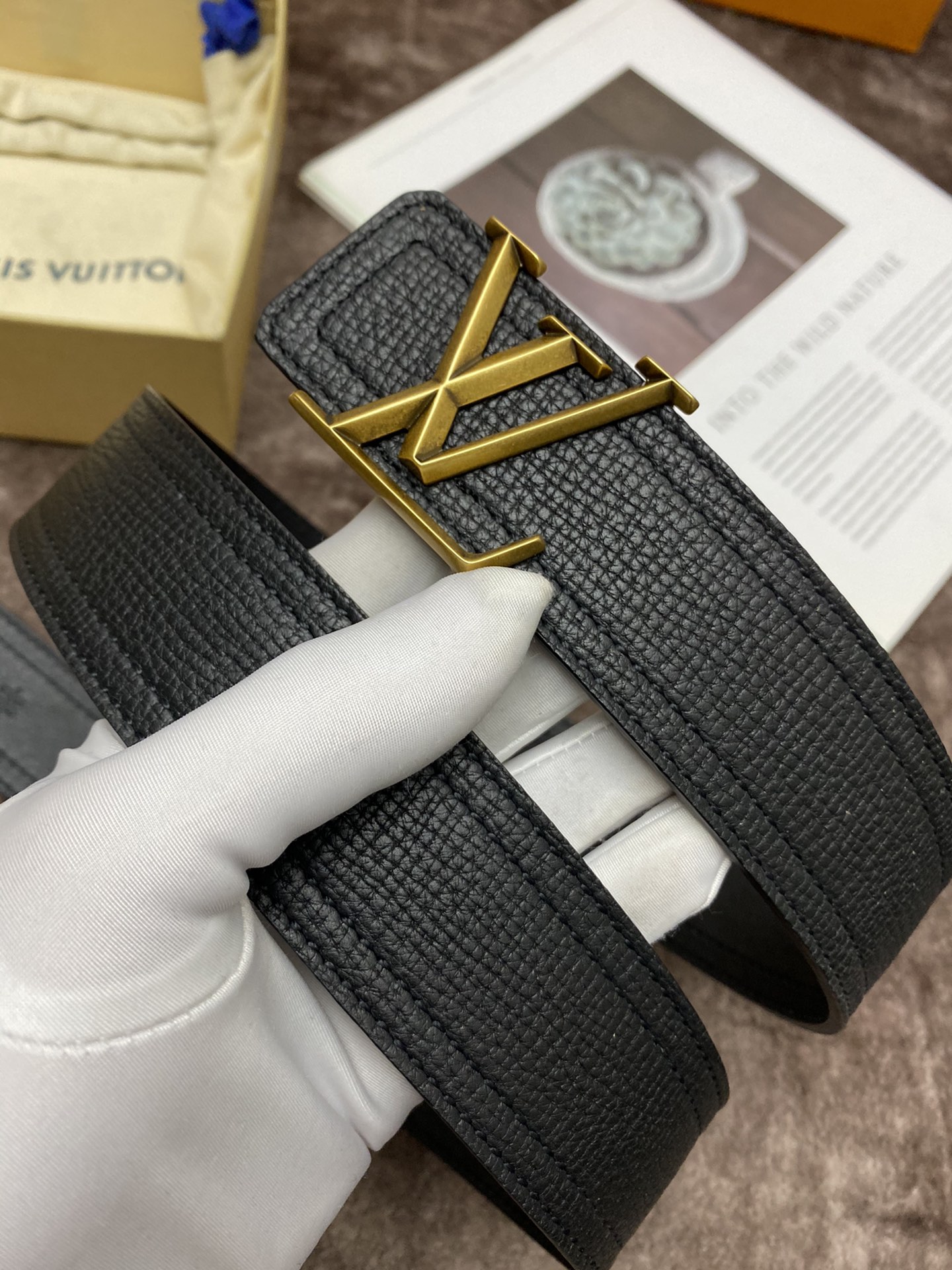 [LV Belts]