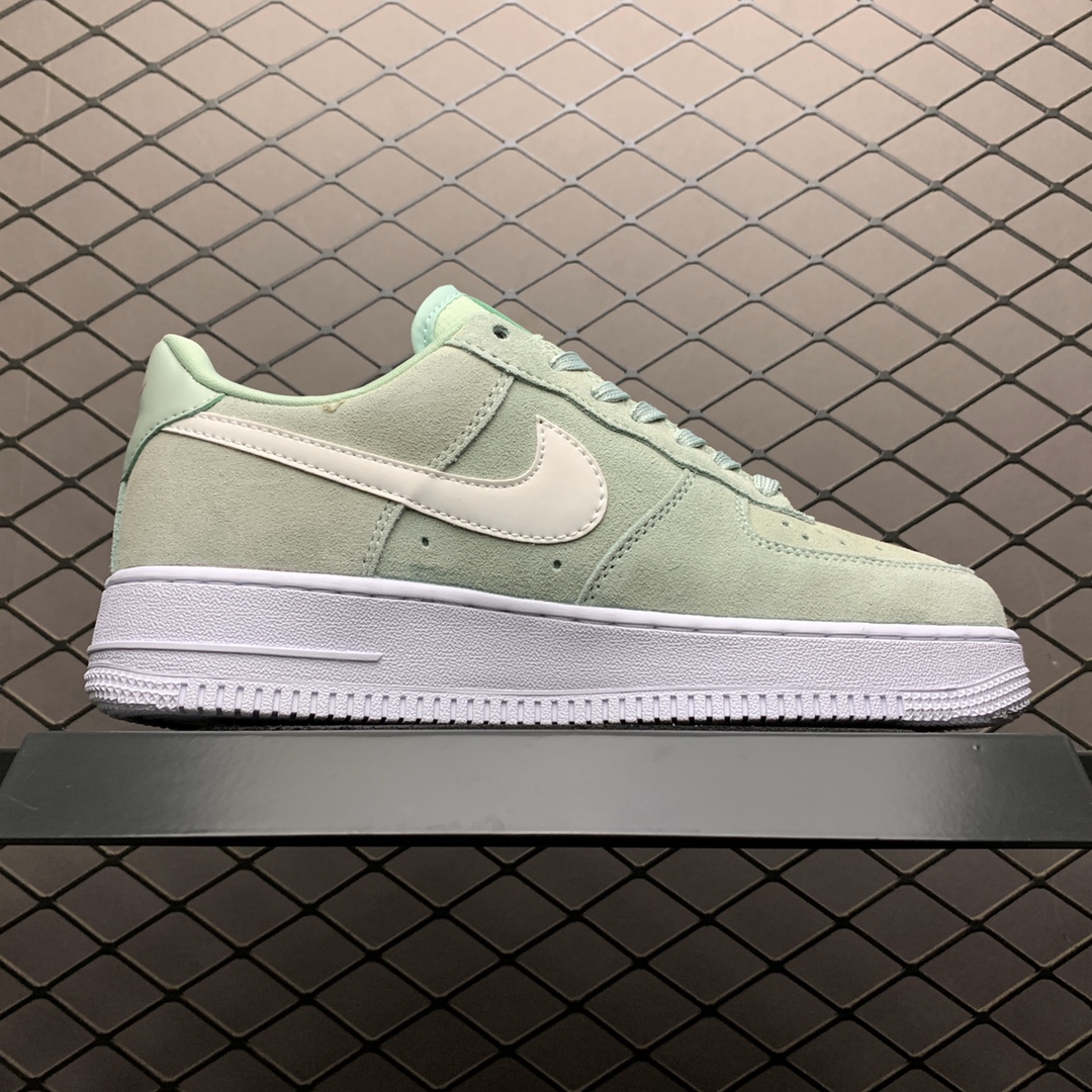 220 Nike Air Force 1 '07 空军一号低帮运动休闲板鞋 CV3026-300