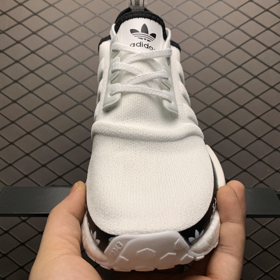 220 Adidas 阿迪达斯 NMD_R1 V2 Boost 爆米花超弹中底 FV7309 针织鞋面 休闲跑步鞋