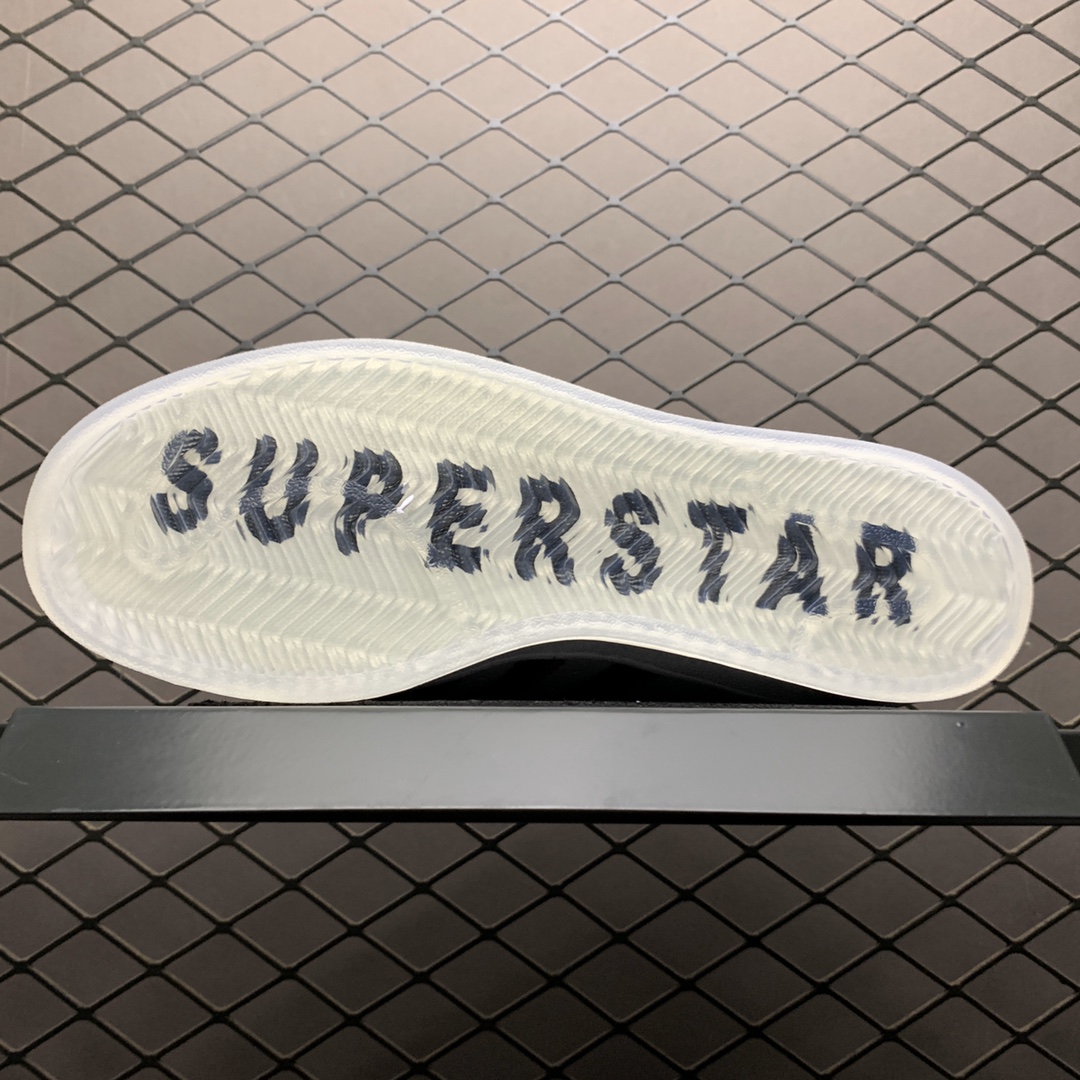 190 Adidas 阿迪达斯 Superstar 贝壳头休闲运动休闲板鞋 FW6593