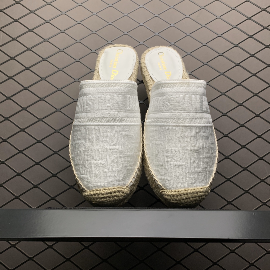 260 官网主推款 Dior 20s 春夏首秀 迪奥渔夫鞋半拖系列-莆田鞋,莆田鞋货源,高仿鞋,高仿鞋货源,安福档口,莆田高仿鞋,莆田鞋批发,高仿鞋批发,莆田高仿运动鞋,高仿运动鞋,莆田运动鞋 260 官网主推款 Dior 20s 春夏首秀 迪奥渔夫鞋半拖系列