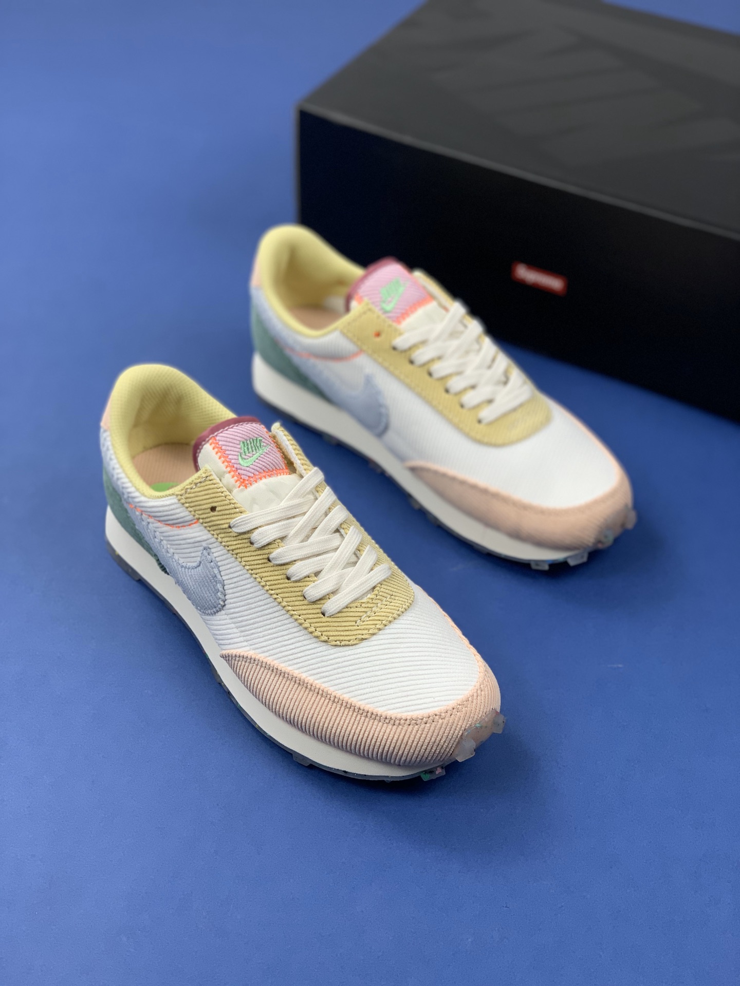 110 公司级  耐克 Nike Wmns Daybreak SP” Summit White/Pale Ivory”OG“马卡龙 破晓系列”华夫复古休闲运动慢跑鞋 DA1471-148
