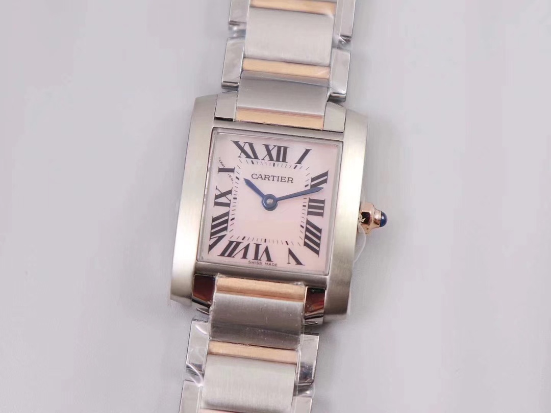 Cartier 卡Di亚法国坦克 尺寸～25.35*20.3mm