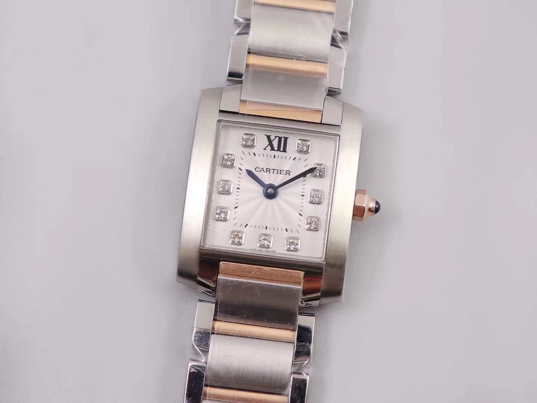 Cartier 卡Di亚法国坦克 尺寸～25.35*20.3mm