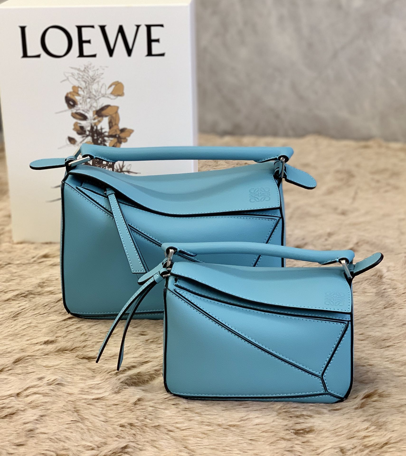 LOEWE罗意威 Puzzle bag 小号几何包 0189河蓝24CM