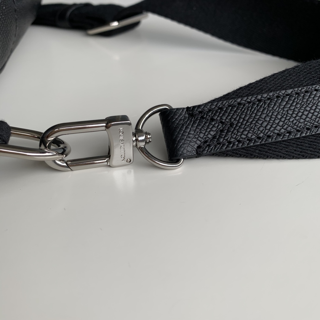 Louis Vuitton LV Avenue Sling Bag M30443