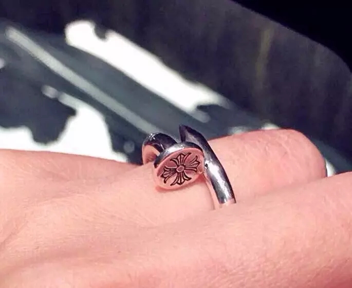 Chrome Hearts 开版 认准独家拍摄 MZ克罗心Chrome hearts 平头钉子戒指