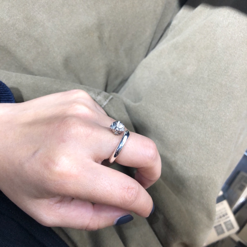 Chrome Hearts 开版 认准独家拍摄 （MZ）克罗心Chrome hearts 十字镶石圆头钉子戒指