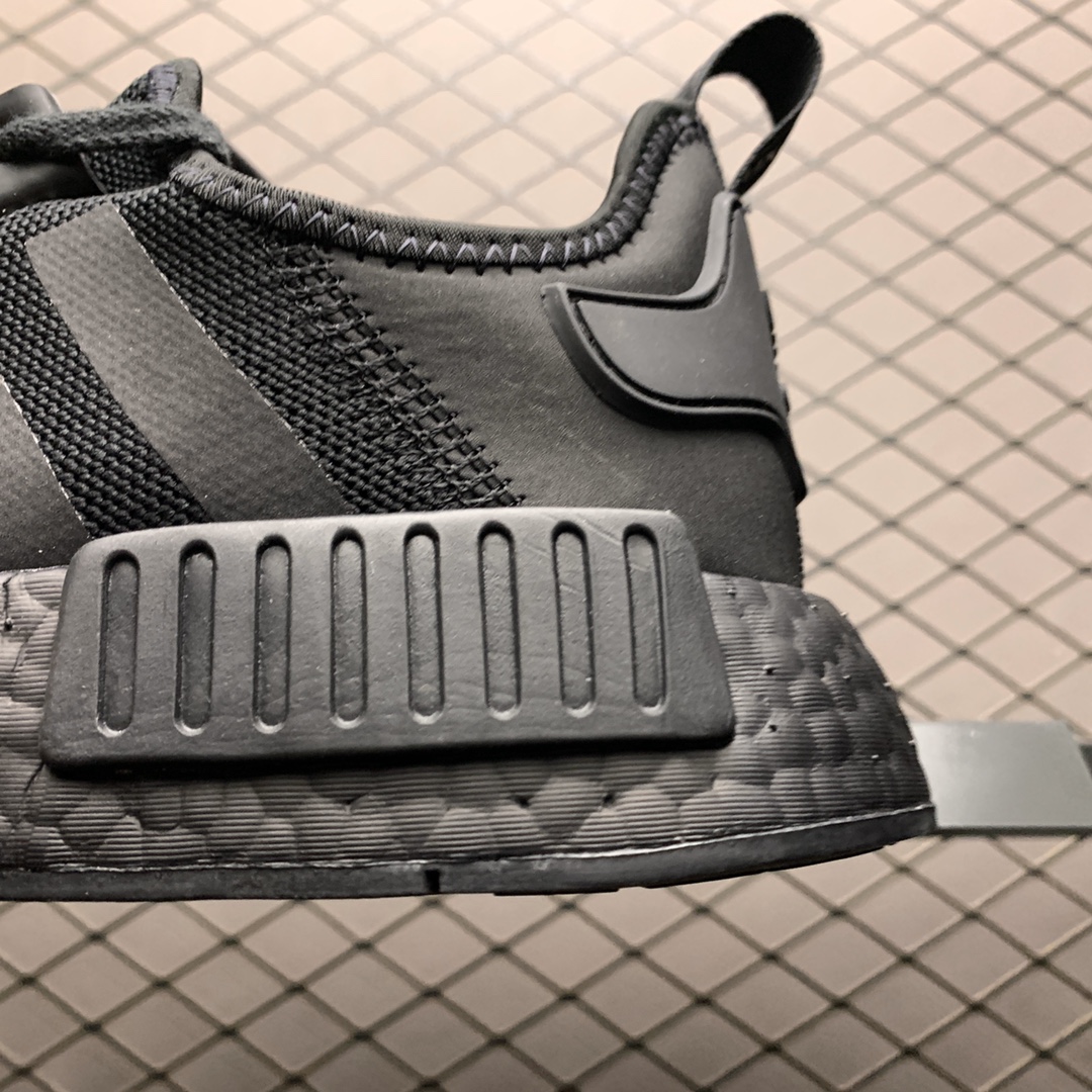 220 Adidas 阿迪达斯 NMD_R1 V2 Boost 爆米花超弹中底 FV9015 针织网面休闲跑步鞋